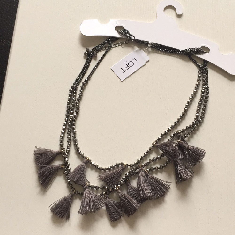 Layered gunmetal chain bead gray tassel necklace - Picture 2 of 3